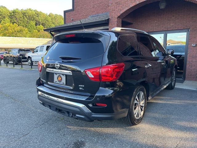 2017 Nissan Pathfinder SL