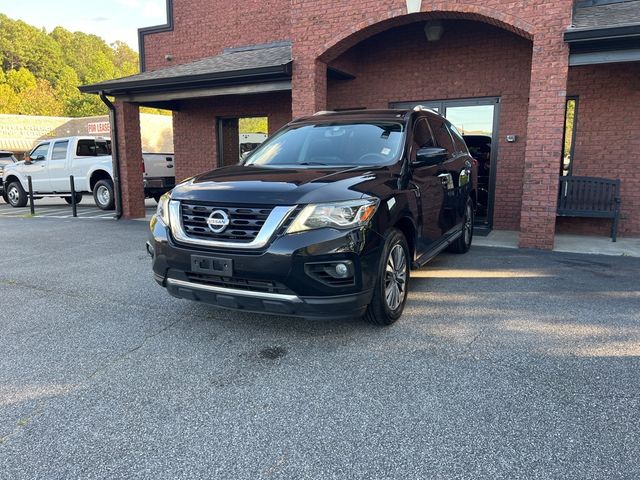 2017 Nissan Pathfinder SL