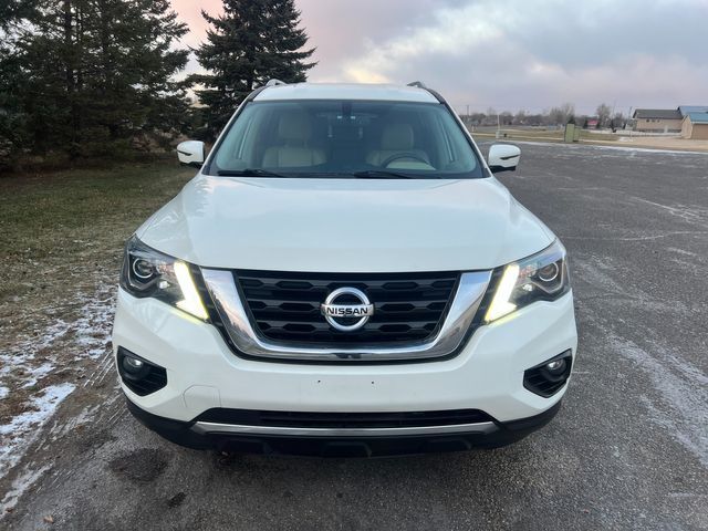 2017 Nissan Pathfinder SL