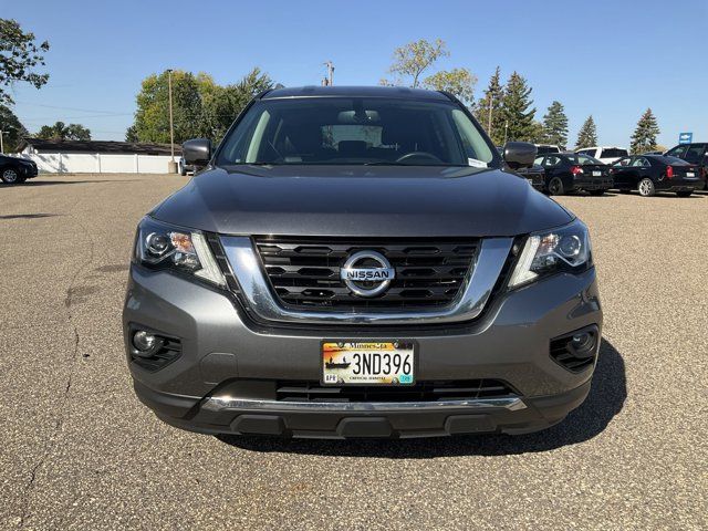 2017 Nissan Pathfinder SL