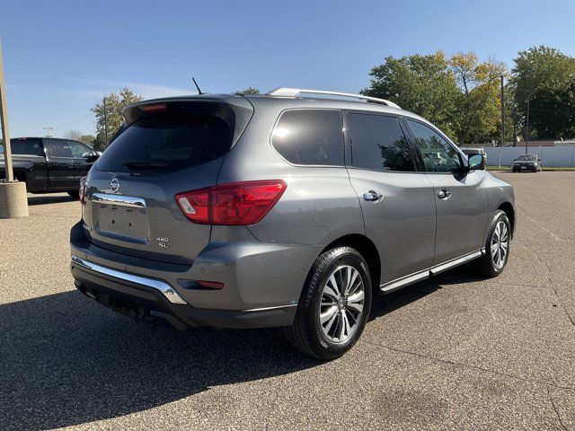 2017 Nissan Pathfinder SL