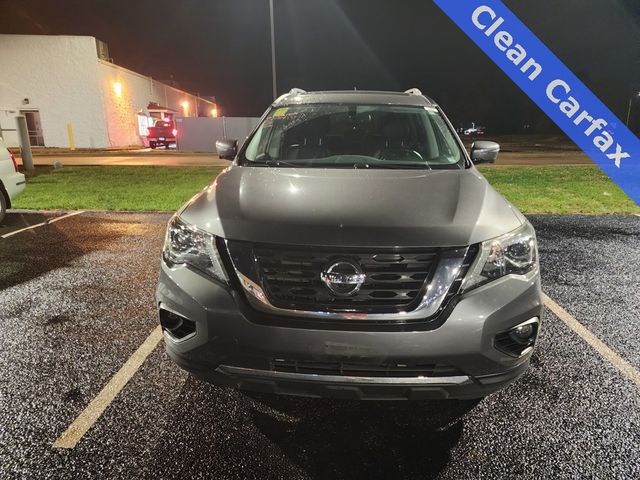 2017 Nissan Pathfinder SL