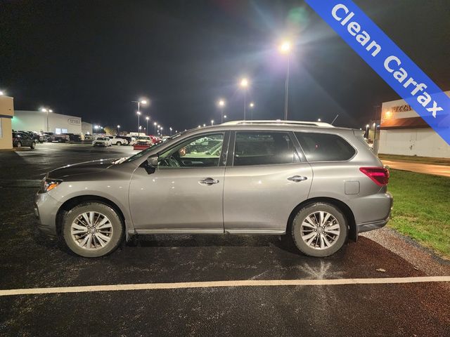 2017 Nissan Pathfinder SL