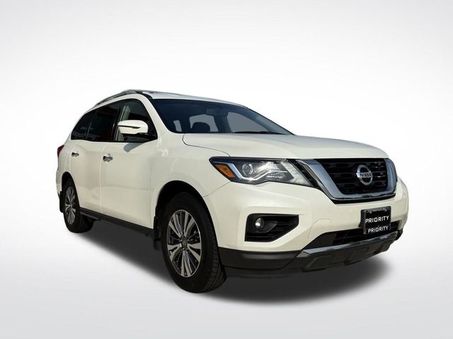 2017 Nissan Pathfinder SL