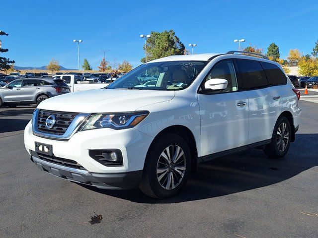 2017 Nissan Pathfinder SL