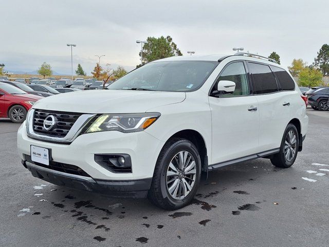 2017 Nissan Pathfinder SL