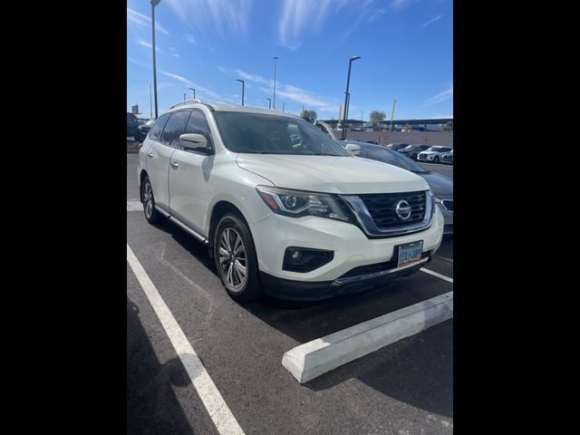 2017 Nissan Pathfinder SL