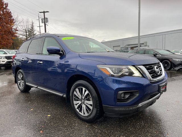 2017 Nissan Pathfinder SL