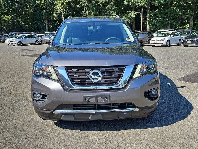 2017 Nissan Pathfinder SL