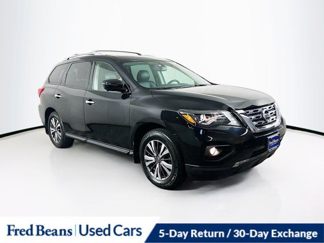 2017 Nissan Pathfinder SL