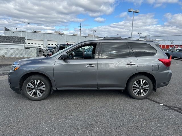 2017 Nissan Pathfinder SL