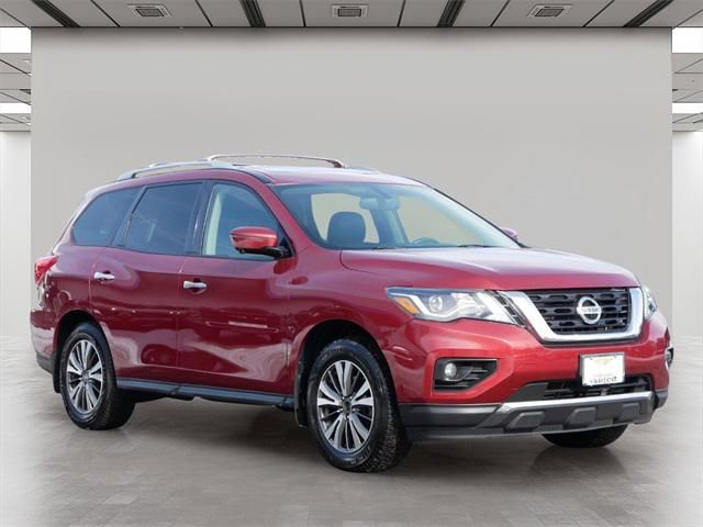 2017 Nissan Pathfinder SL