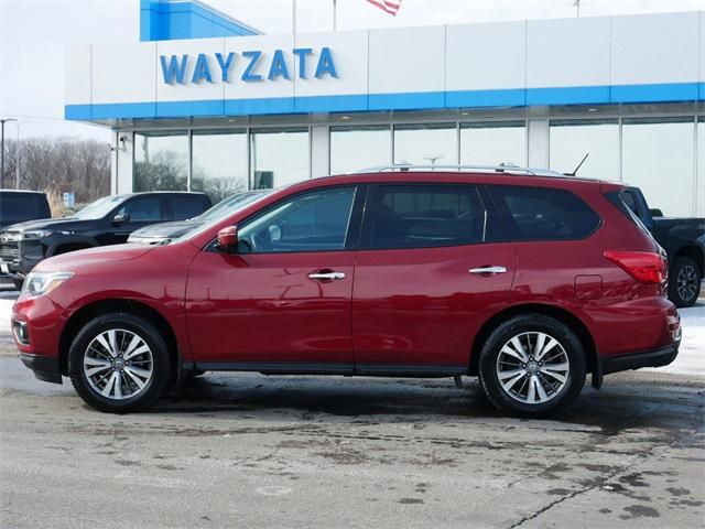 2017 Nissan Pathfinder SL