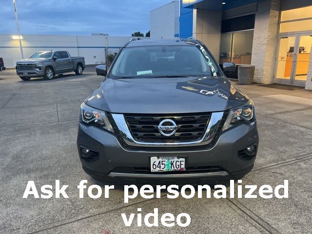 2017 Nissan Pathfinder SL