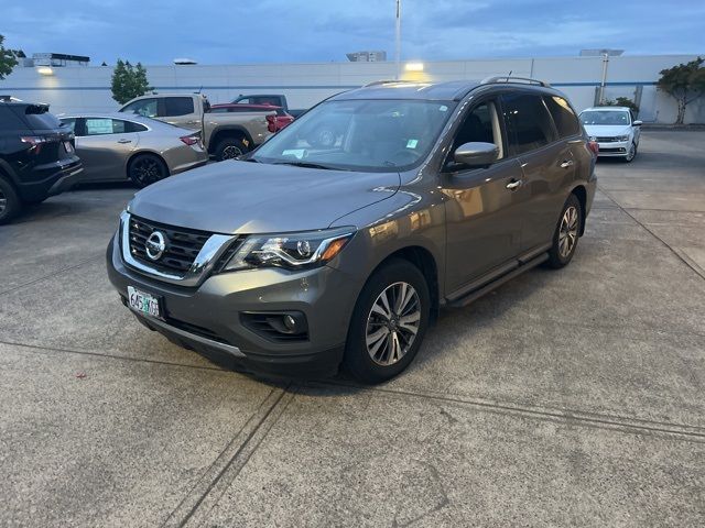 2017 Nissan Pathfinder SL