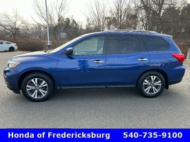 2017 Nissan Pathfinder SL