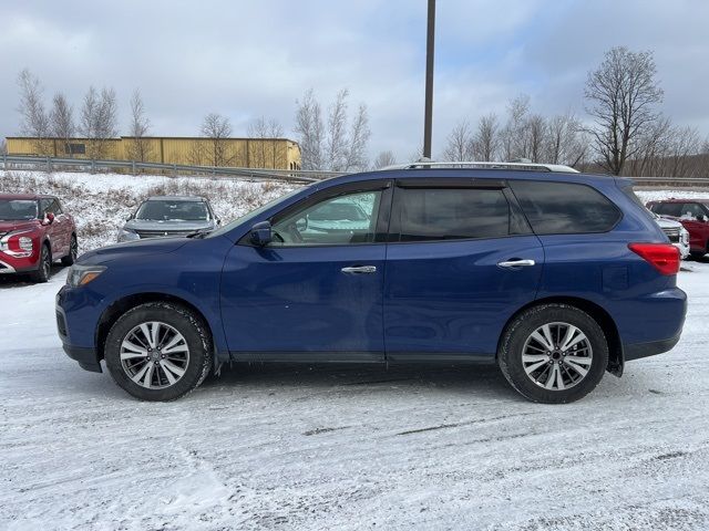 2017 Nissan Pathfinder SL