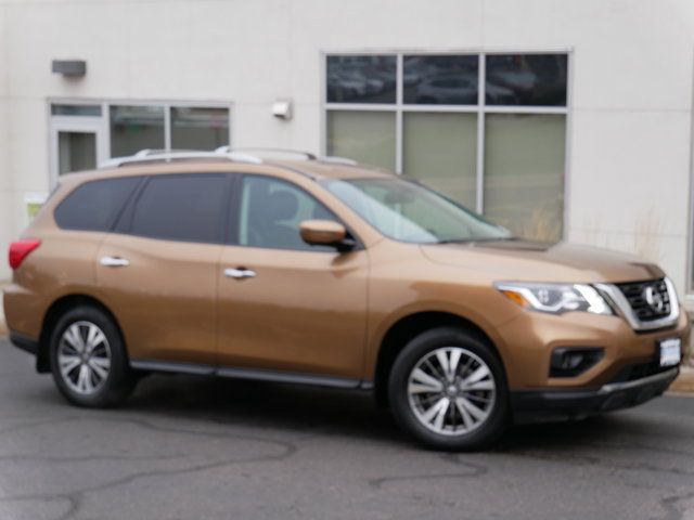 2017 Nissan Pathfinder SL