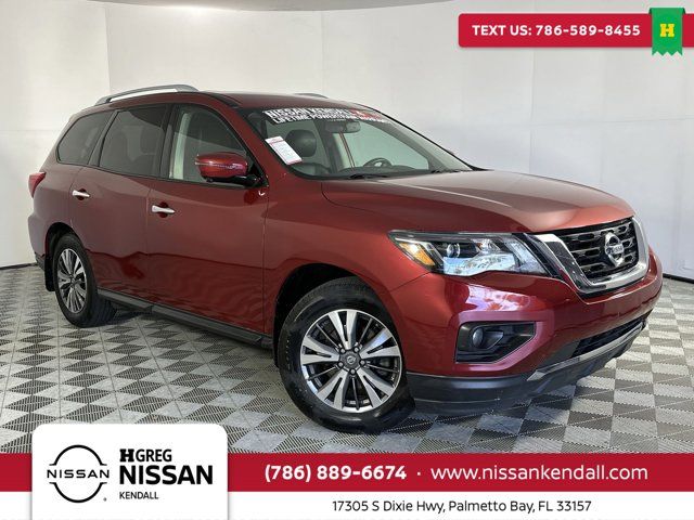 2017 Nissan Pathfinder SL