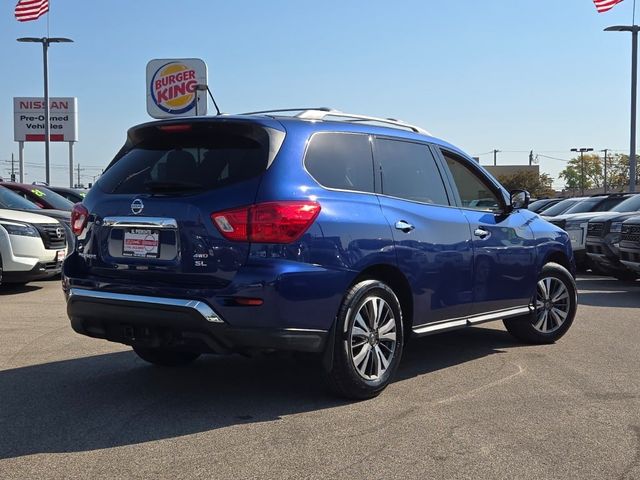 2017 Nissan Pathfinder SL