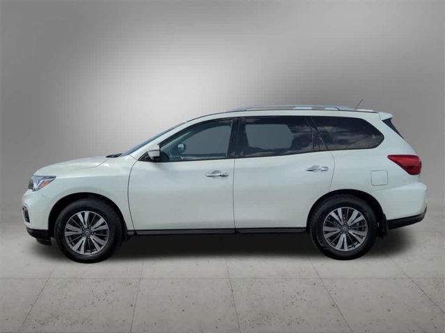 2017 Nissan Pathfinder SL