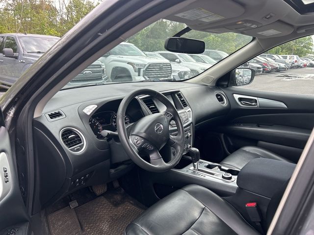 2017 Nissan Pathfinder SL