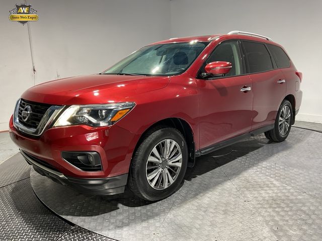 2017 Nissan Pathfinder SL