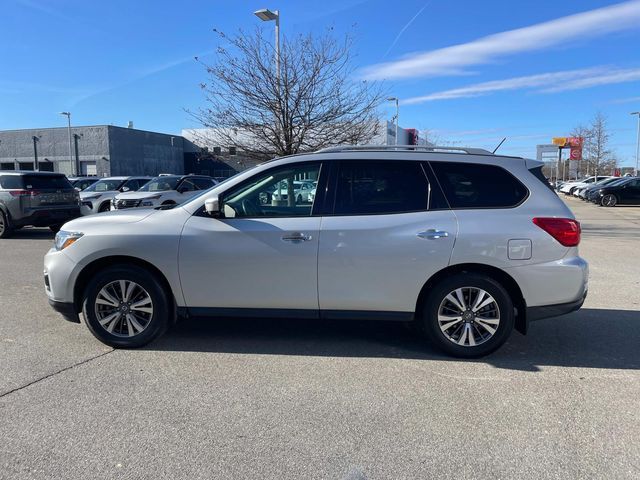 2017 Nissan Pathfinder SL