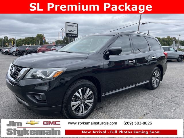 2017 Nissan Pathfinder SL