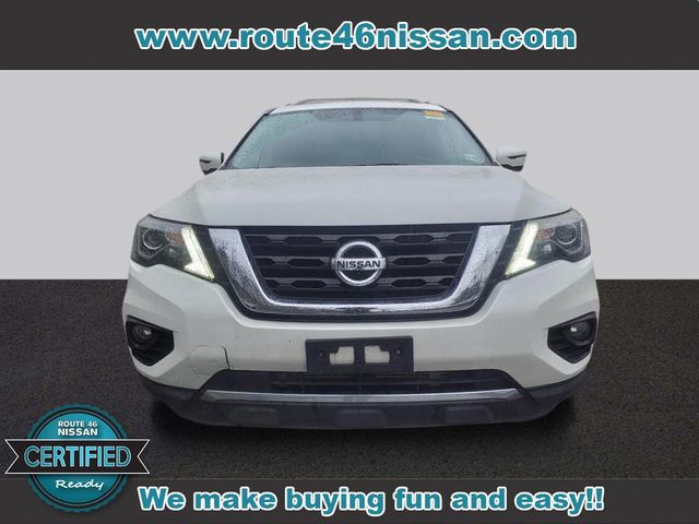 2017 Nissan Pathfinder SL