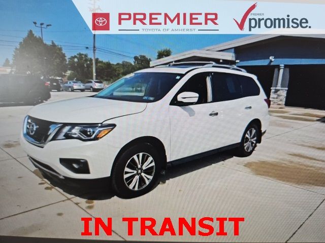 2017 Nissan Pathfinder SL