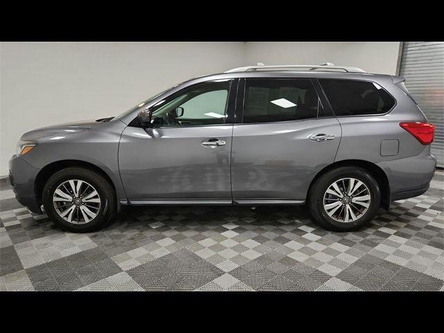 2017 Nissan Pathfinder SL