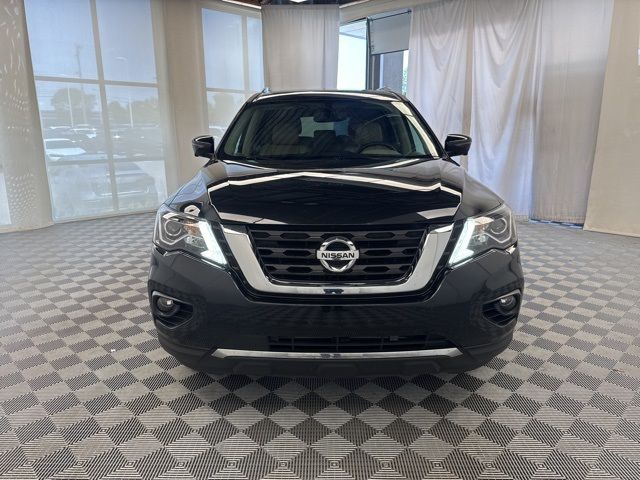 2017 Nissan Pathfinder SL