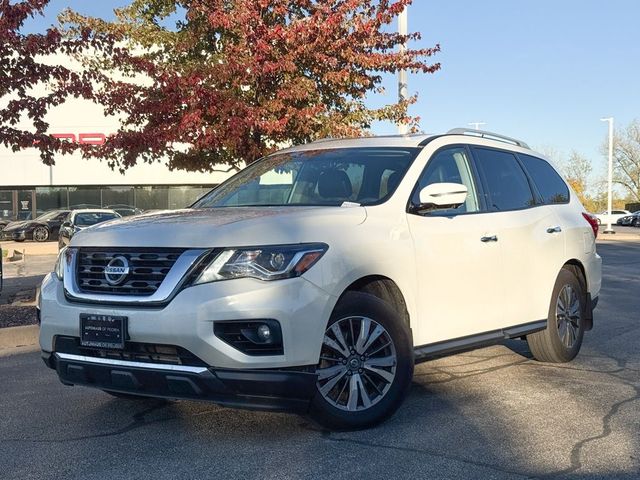 2017 Nissan Pathfinder SL