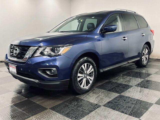 2017 Nissan Pathfinder SL