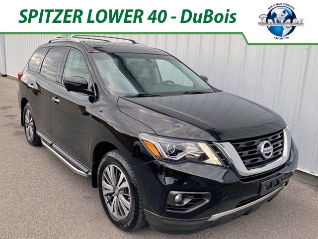 2017 Nissan Pathfinder SL