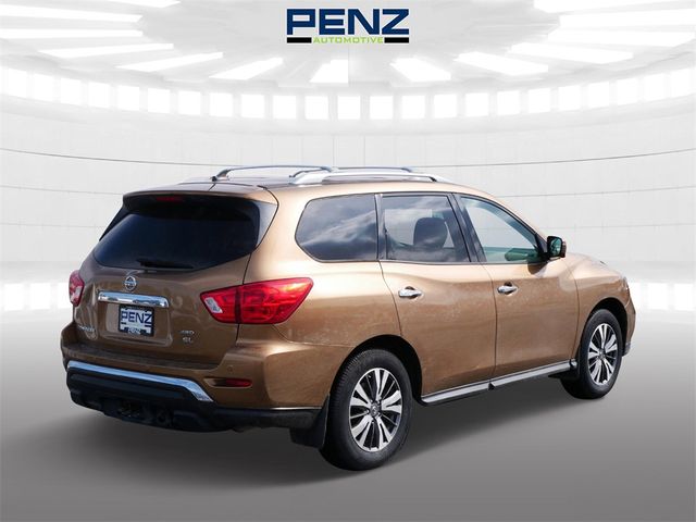 2017 Nissan Pathfinder SL