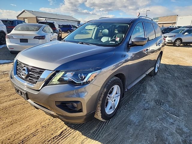 2017 Nissan Pathfinder SL