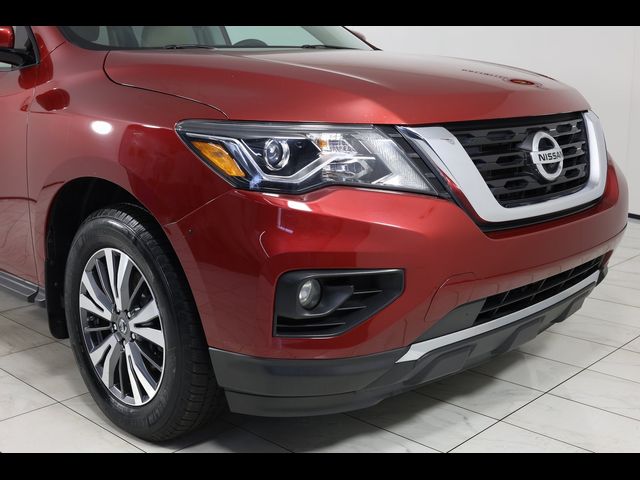 2017 Nissan Pathfinder SL