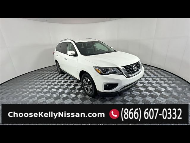 2017 Nissan Pathfinder SL