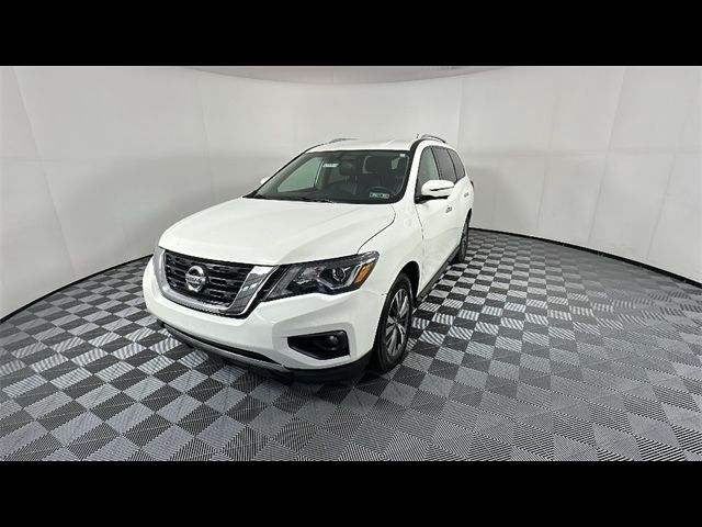 2017 Nissan Pathfinder SL