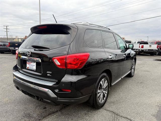 2017 Nissan Pathfinder SL