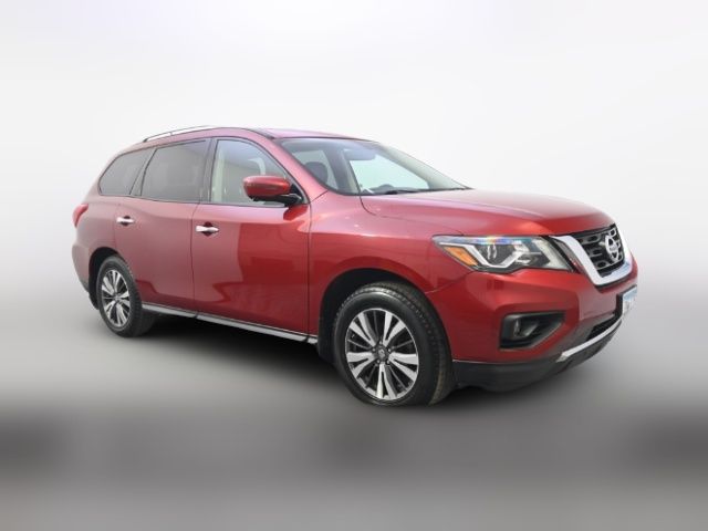 2017 Nissan Pathfinder SL