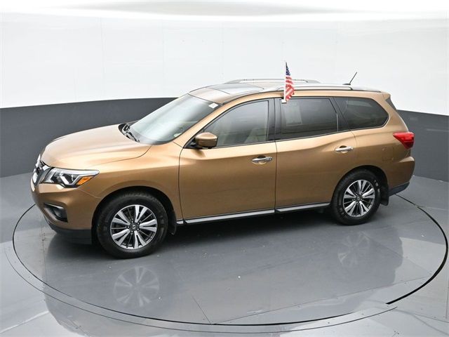 2017 Nissan Pathfinder SL