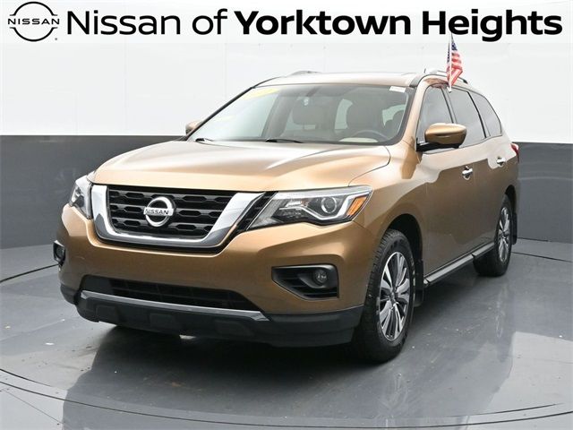 2017 Nissan Pathfinder SL