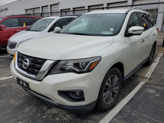 2017 Nissan Pathfinder SL