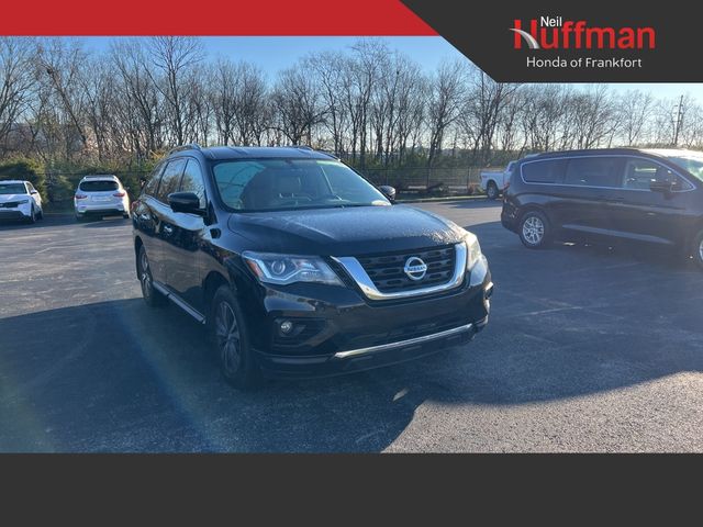 2017 Nissan Pathfinder SL