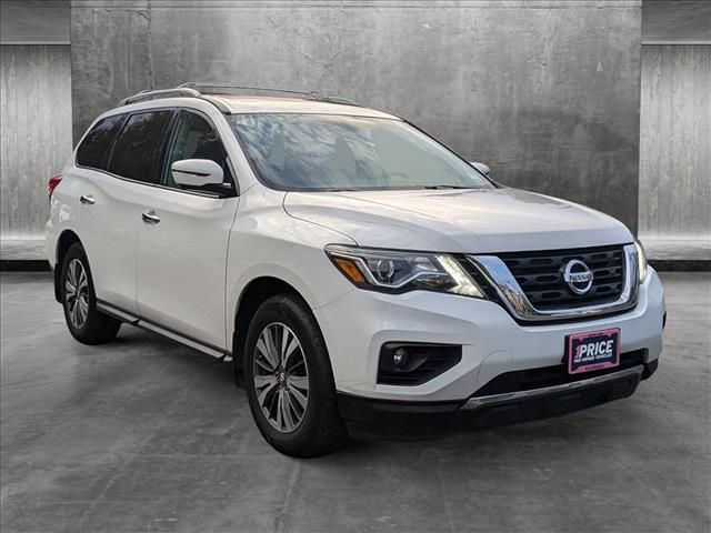 2017 Nissan Pathfinder SL