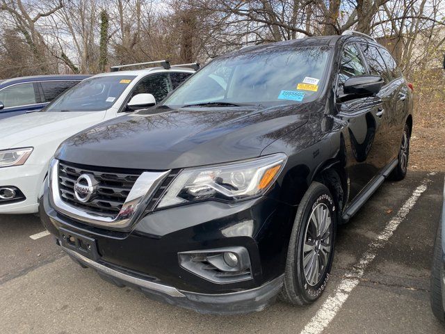 2017 Nissan Pathfinder SL