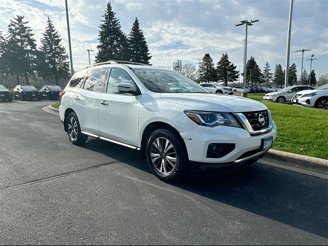 2017 Nissan Pathfinder SL